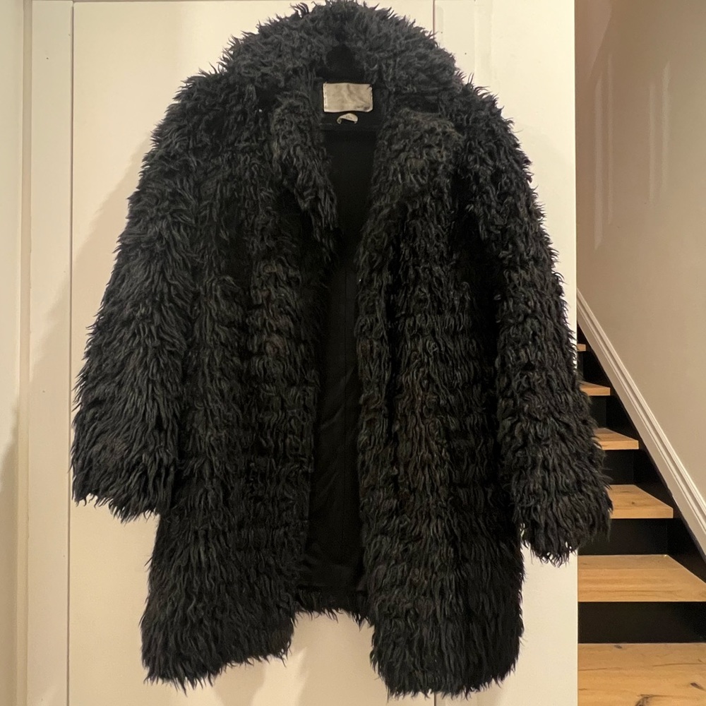 Aritzia teddy coat